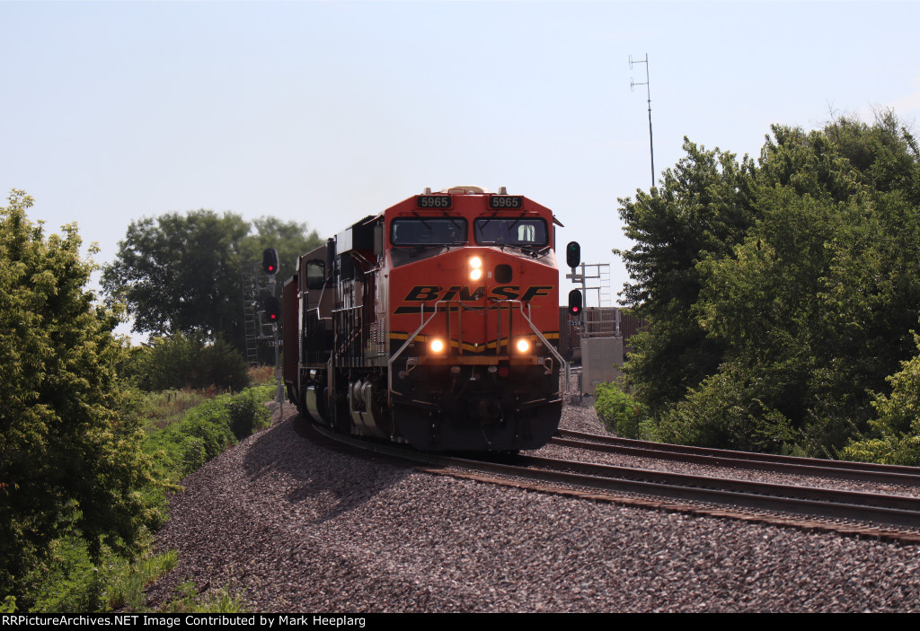 BNSF 5965